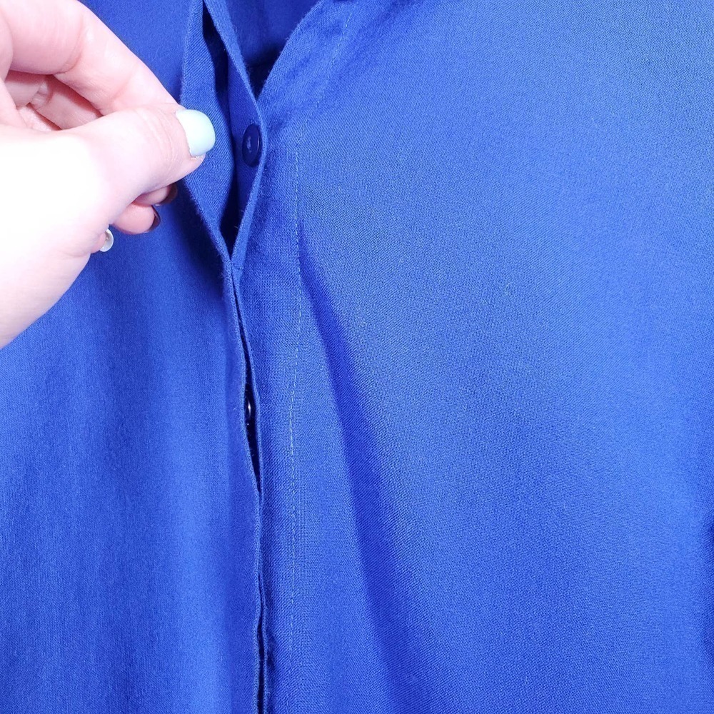 Chico's Lace Up 3/4 Length Sleeve Button Up Collared Blouse Blue Size Small - Picture 4 of 10